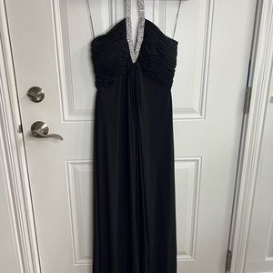 Beautiful formal dress!